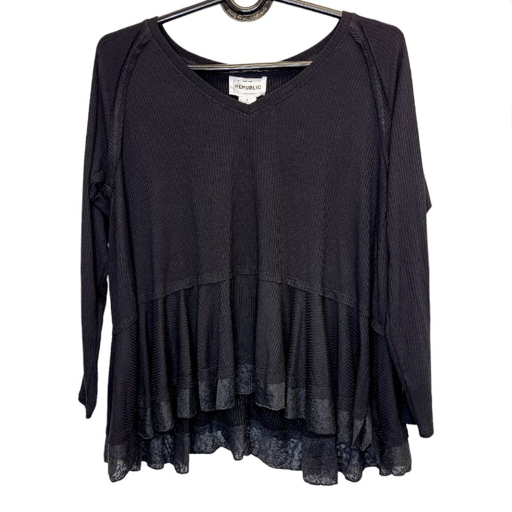 NWT For the Republic Bohemian Black Long Sleeve Ribbed V Neck Peasant Top S